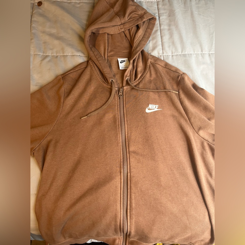 brown women’s nike jacket